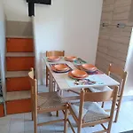 Monolocale Valbella Apartmán *